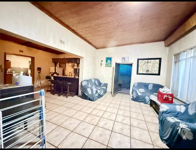 4 BEDROOM HOUSE FOR SALE IN VANDERBIJLPARK SE 1